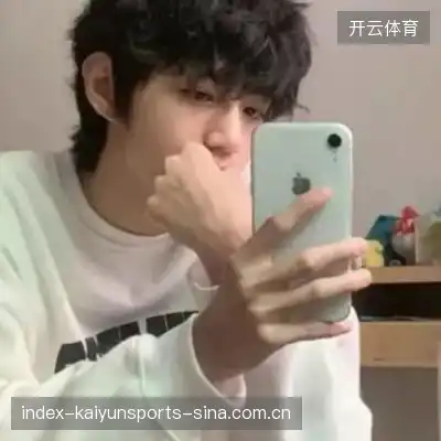 经律富